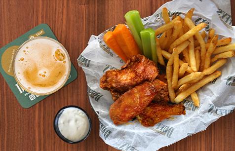 Weekday Wing Happy Hour